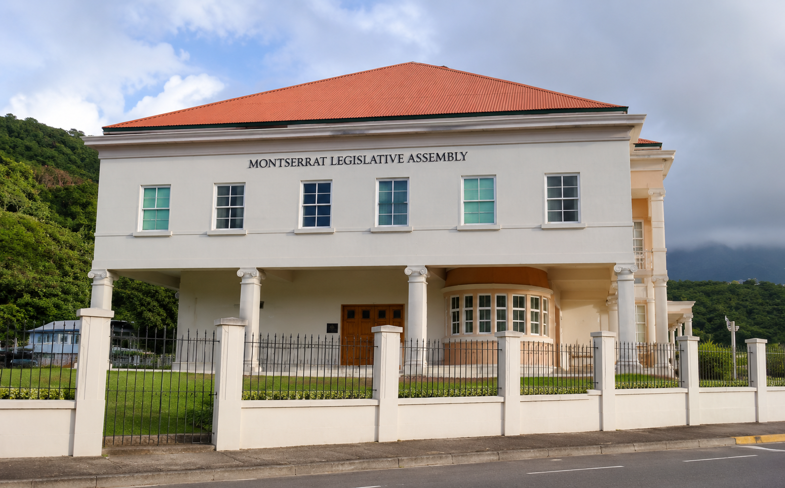 Government Headquarters, Brades
